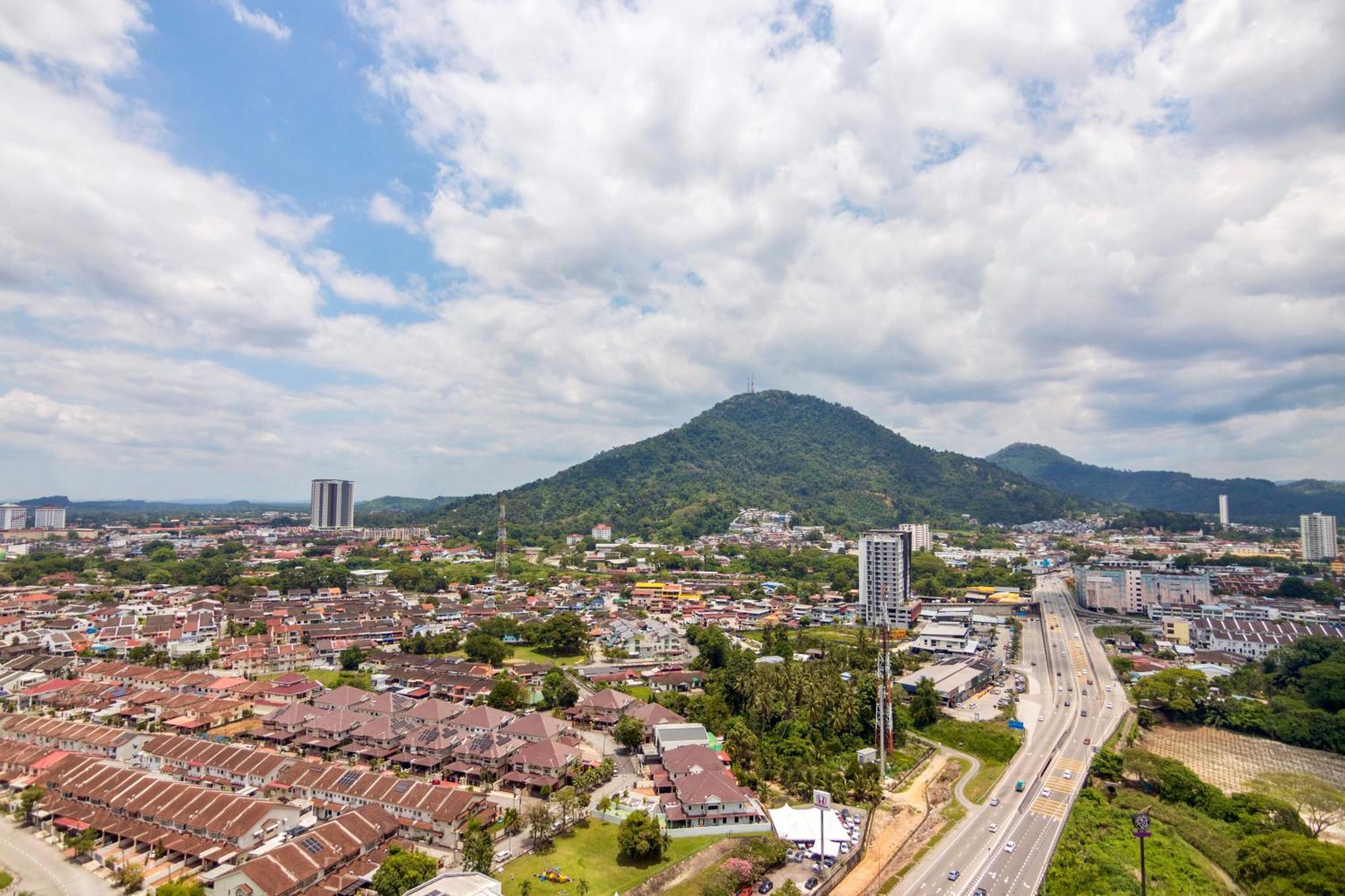 Marc Coliving By Cobytat Bukit Mertajam Exterior photo